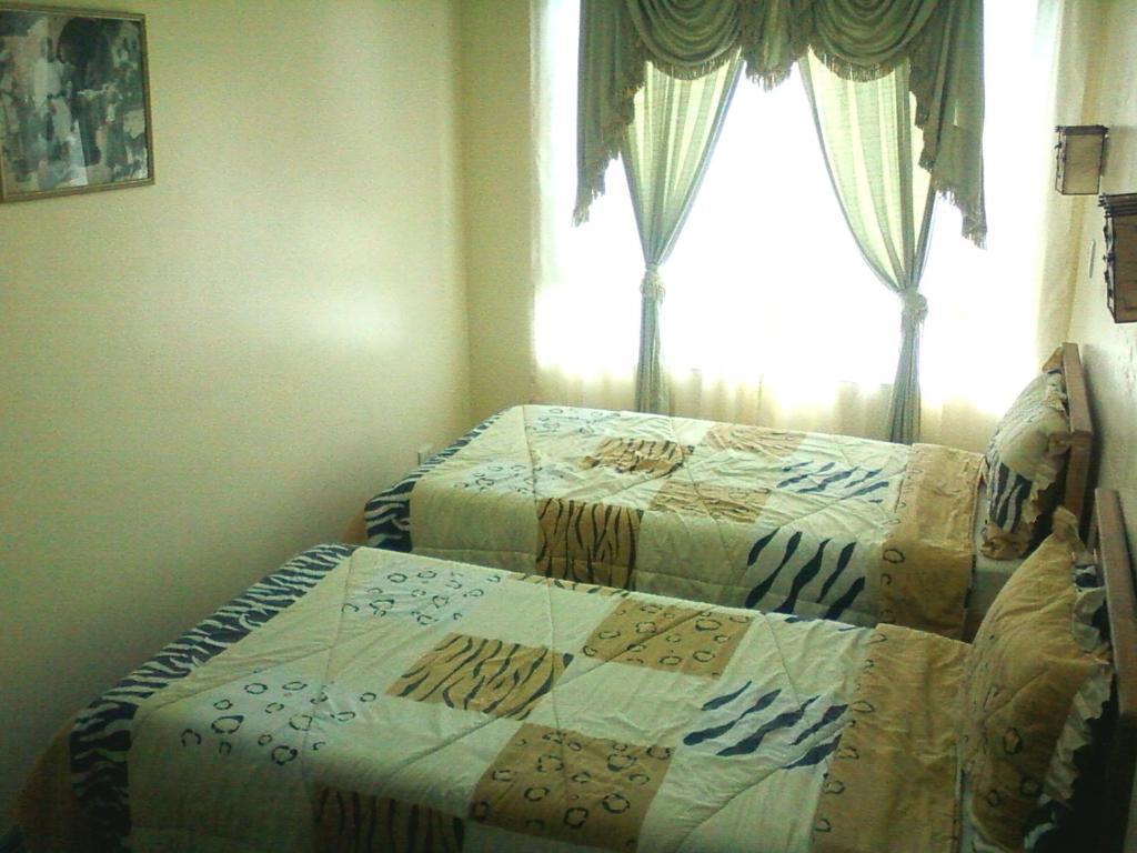 Oyo 765 Ibay Zion Hotel Baguio City Habitación foto